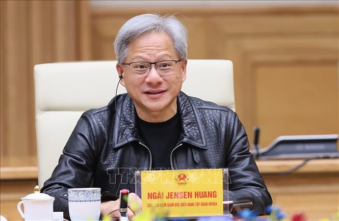 Ông Jensen Huang Chủ tịch kiêm Giám đốc điều hành Tập đoàn NVIDIA phát biểu. Ảnh: Dương Giang-TTXVN