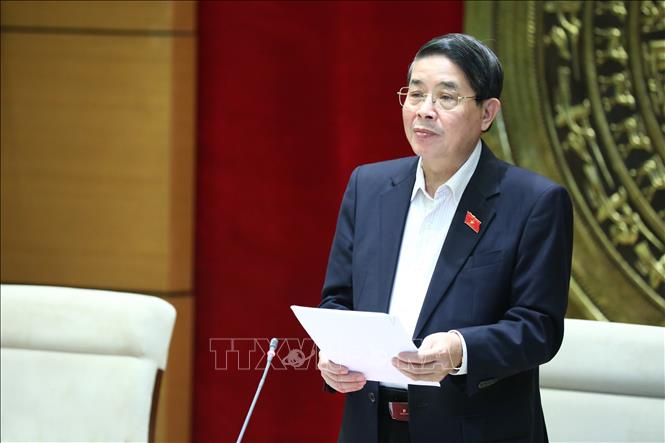 Phó Chủ tịch Quốc hội Nguyễn Đức Hải, Phó Trưởng nhóm 3, Chủ nhiệm chuyên đề 5 chủ trì cuộc họp. Ảnh: Minh Đức – TTXVN