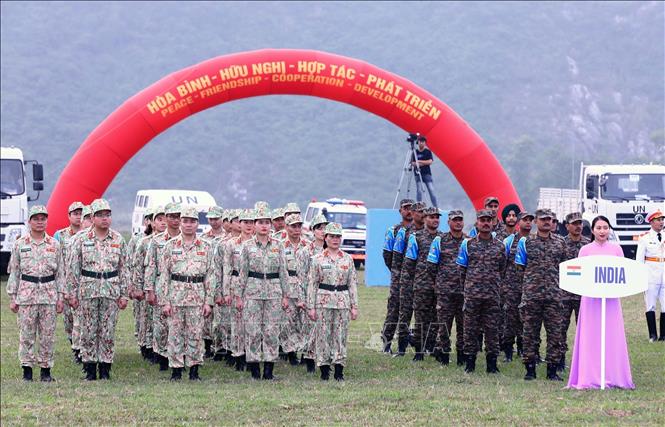 The Vietnamese and Indian defence ministries launch a joint military exercise for United Nations peacekeeping operations called VINBAX 2023 in Hanoi on December 11. VNA Photo: Trọng Đức