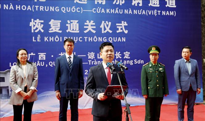 Lãnh đạo UBND huyện Tràng Định, tỉnh Lạng Sơn phát biểu tại buổi lễ. Ảnh: Quang Duy – TTXVN