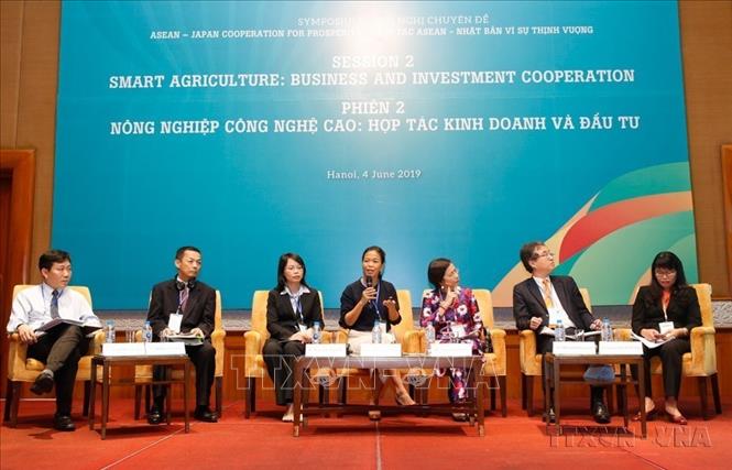 Các chuyên gia, diễn giả, giới học giả và doanh nghiệp của ASEAN và Nhật Bản thảo luận chuyên đề 
