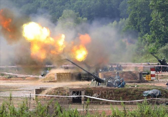 Diễn tập bắn đạn thật nhằm kiểm tra, đánh giá kết quả huấn luyện, trình độ, khả năng sẵn sàng chiến đấu, tổ chức hiệp đồng của các đơn vị phòng không trong Quân chủng Phòng không - Không quân. Ảnh: Trọng Đức - TTXVN