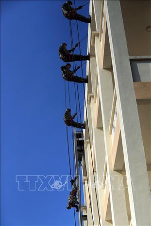 Đội chống khủng bố là lực lượng tinh nhuệ nhất của Lữ đoàn, được tuyển chọn kỹ lưỡng, đảm bảo về trình độ, năng lực, phẩm chất đạo đức, lối sống và có sức khỏe để hoàn thành tốt nhiệm vụ được giao. Ảnh: An Đăng - TTXVN