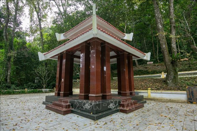 Nhà bia 34 chiến sĩ của Đội Việt Nam Tuyên truyền Giải phóng quân. Ảnh: Chu Hiệu-TTXVN.