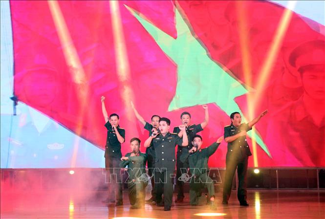 Tiết mục tốp ca nam 