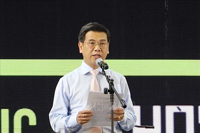 Phó Chủ tịch Ủy ban nhân dân Thành phố Hồ Chí Minh Nguyễn Văn Dũng phát biểu tại chương trình. Ảnh: Hồng Giang - TTXVN