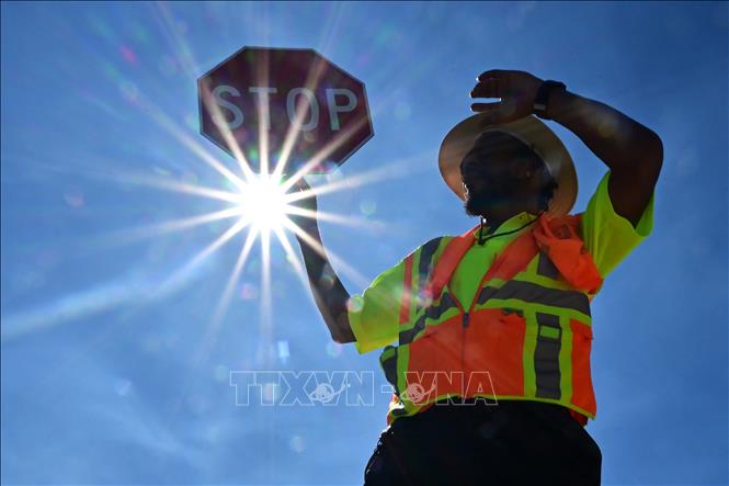 Trời nắng gay gắt tại bang Nevada, Mỹ ngày 12/7/2023. Ảnh: AFP/TTXVN