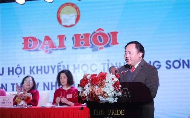 Phó Chủ tịch UBND tỉnh Lạng Sơn Lương Trọng Quỳnh phát biểu. Ảnh: Anh Tuấn – TTXVN