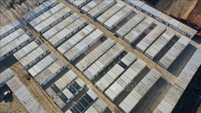 Khu nhà tạm cho người dân mất chỗ ở do trận động đất ở tỉnh Cam Túc, Trung Quốc, ngày 27/12/2023. Ảnh: THX/TTXVN