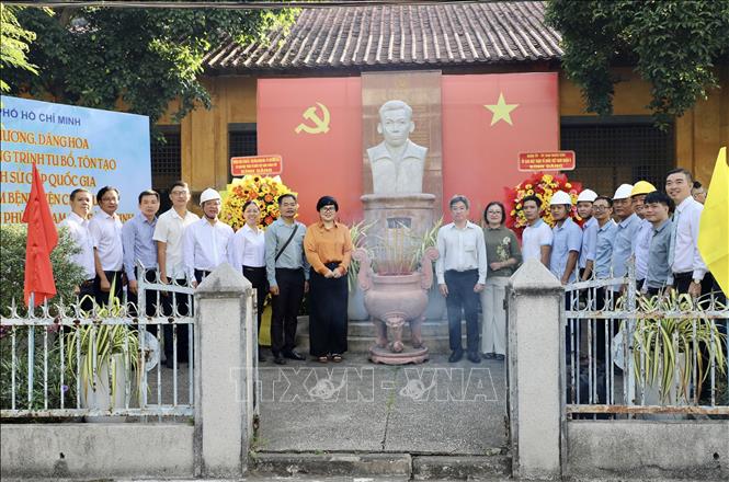 Các đại biểu tại lễ khởi công. Ảnh: Hồng Giang - TTXVN.