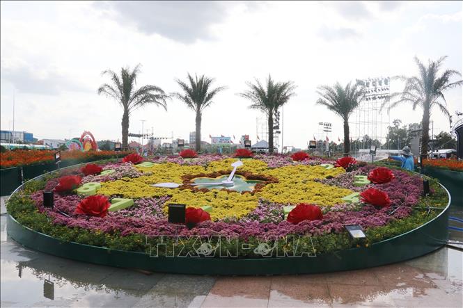 Tiểu cảnh hoa kiểng phục vụ Festival Hoa – Kiểng tại thành phố Sa Đéc (tỉnh Đồng Tháp)
Ảnh: Nguyễn Văn Trí – TTXVN