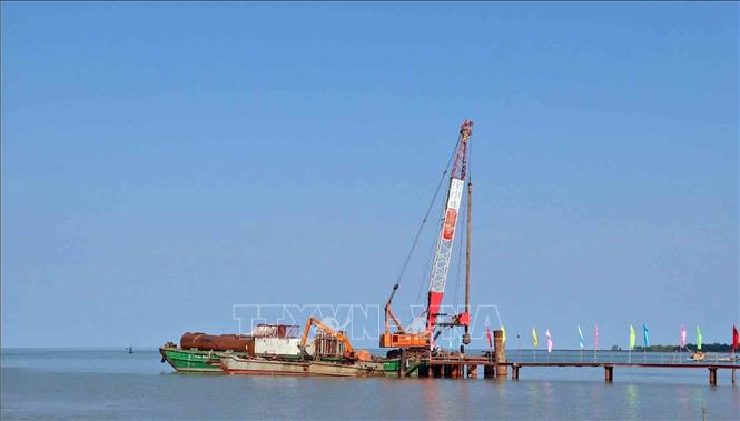 Khu vực sẽ xây dựng cụm Tượng đài kỷ niệm Chuyến tàu tập kết ra Bắc năm 1954. Ảnh: Huỳnh Anh - TTXVN