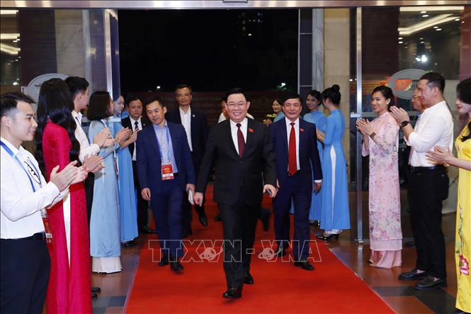 Chủ tịch Quốc hội Vương Đình Huệ và các đại biểu tham dự buổi lễ. Ảnh: Nhan Sáng-TTXVN
