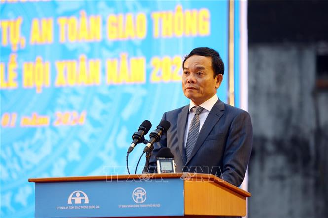 Phó Thủ tướng Trần Lưu Quang, Chủ tịch Ủy ban ATGT Quốc gia phát động Năm ATGT 2024. Ảnh: Huy Hùng - TTXVN