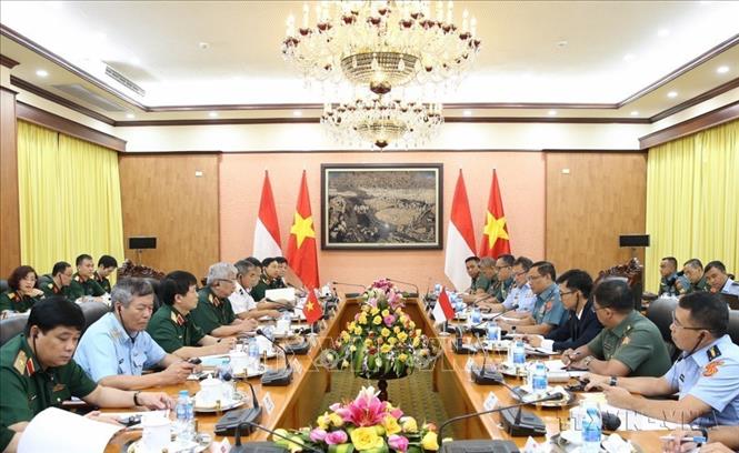 Thượng tướng Nguyễn Chí Vịnh, Thứ trưởng Bộ Quốc phòng và Phó đô đốc Agus Setiadji, Tổng Thư ký Bộ Quốc phòng Indonesia chủ trì Đối thoại Chính sách Quốc phòng Việt Nam - Indonesia lần thứ nhất (2019). Ảnh: Dương Giang - TTXVN