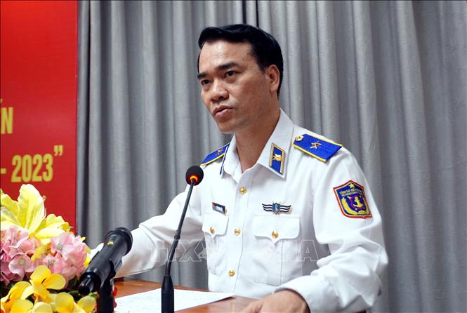 Thiếu tướng Vũ Trung Kiên - Phó Tư lệnh Cảnh sát biển Việt Nam phát biểu. Ảnh: Trịnh Bang Nhiệm - TTXVN
	
