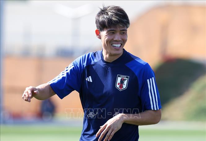 Hậu vệ Tomiyasu đang khoác áo CLB Arsenal của Anh. Ảnh: Hoàng Linh-TTXVN
