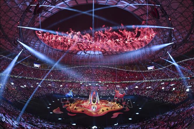 Sân Lusail lung linh ánh sáng trong lễ khai mạc Asian Cup 2023. Ảnh: THX/TTXVN