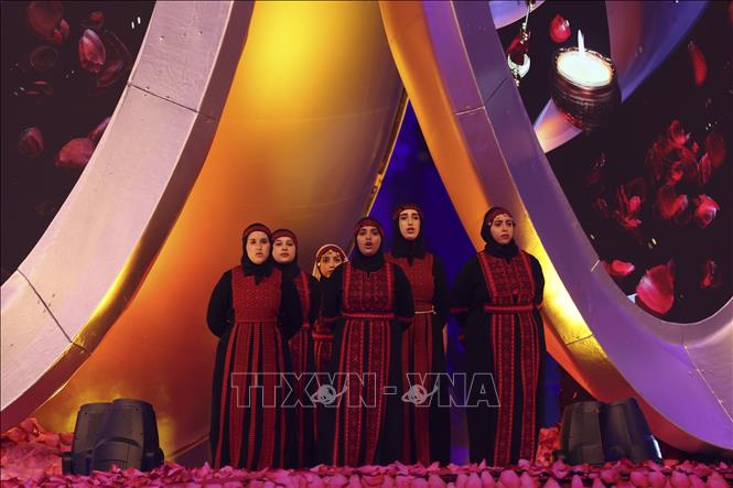 Một tiết mục biểu diễn nghệ thuật trong lễ khai mạc Asian Cup 2023. Ảnh: THX/TTXVN
