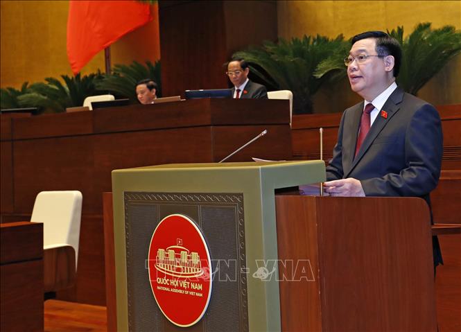 NA Chairman Vuong Dinh Hue speaks at the meeting's opening ceremony. VNA Photo