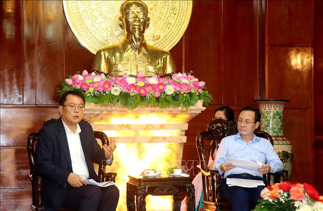 Ông Lee Dong Uk, Cố vấn cấp cao Tập đoàn SK mong muốn đầu tư Trung tâm Nông sản bán buôn đóng tại Cần Thơ và sử dụng năng lượng sạch, thân thiện với môi trường. Ảnh: Thu Hiền - TTXVN 