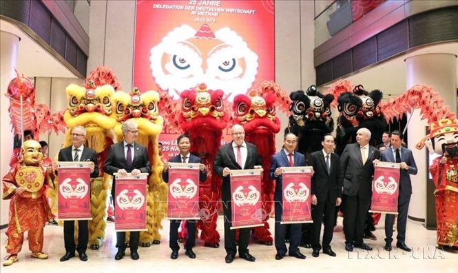 Tối 26/3/2019, tại Thành phố Hồ Chí Minh diễn ra Lễ khánh thành Ngôi nhà Đức tại Thành phố Hồ Chí Minh và kỷ niệm 25 năm Phòng Công nghiệp-Thương mại Đức có mặt tại Việt Nam. Ảnh: Xuân Khu-TTXVN