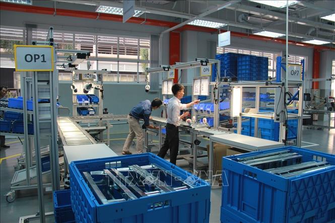 Trường Đại học Việt - Đức (VGU) tại Bình Dương có chất lượng giảng dạy tốt, sinh viên luôn tìm được việc làm tốt khi ra trường, được coi là biểu tượng của tình hữu nghị, hợp tác truyền thống Việt Nam - CHLB Đức. Ảnh: Hải Âu - TTXVN