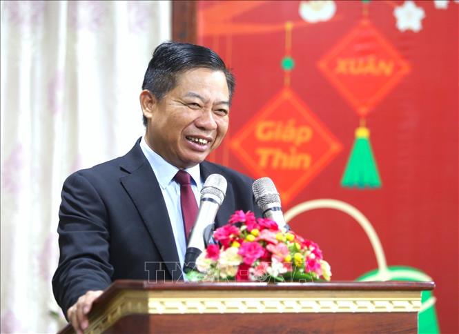Đại sứ Việt Nam tại Vương quốc Campuchia Nguyễn Huy Tăng phát biểu tại chương trình “Xuân an yên vui đón Tết” năm 2024. Ảnh: Hoàng Minh - PV TTXVN tại Campuchia. 