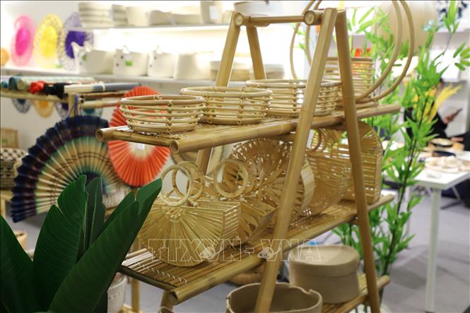 Vietnamese handicraft products are on display at the Ambiente Frankfurt 2024. VNA Photo: Thu Hằng 