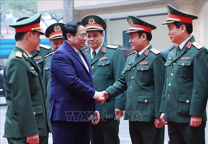 Prime Minister Pham Minh Chinh visits the Military University of Culture and Arts. VNA Photo: Dương Giang 