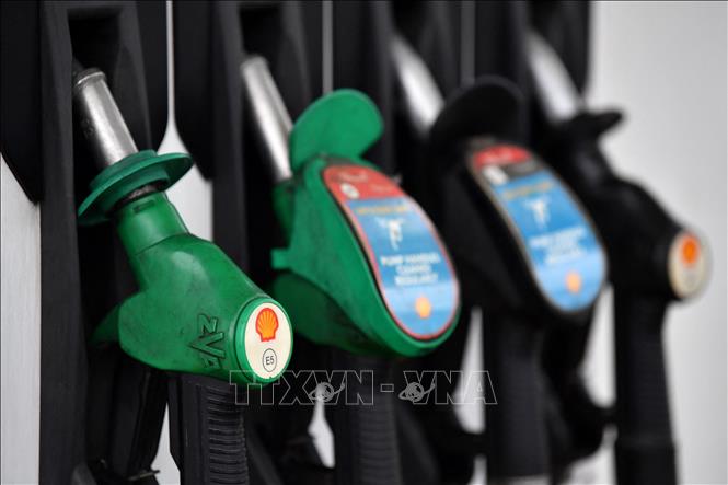 Một trạm xăng ở London, Anh. Ảnh: AFP/TTXVN