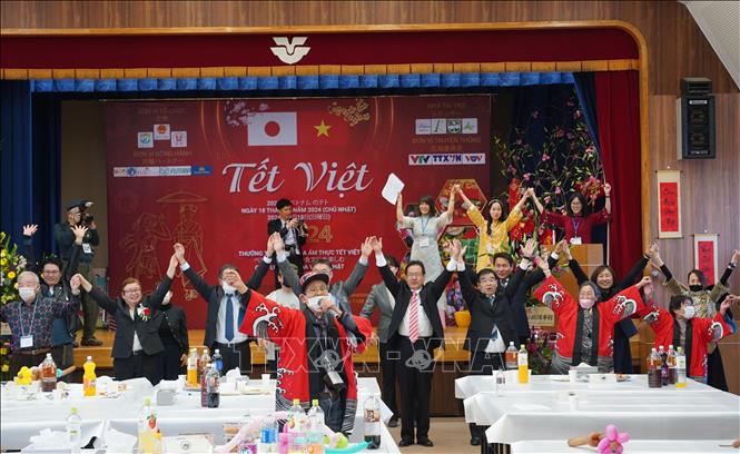 Không khí đầm ấm Tết Việt tại Hiroshima (Nhật Bản). Ảnh: Phạm Tuân - PV TTXVN tại Nhật Bản