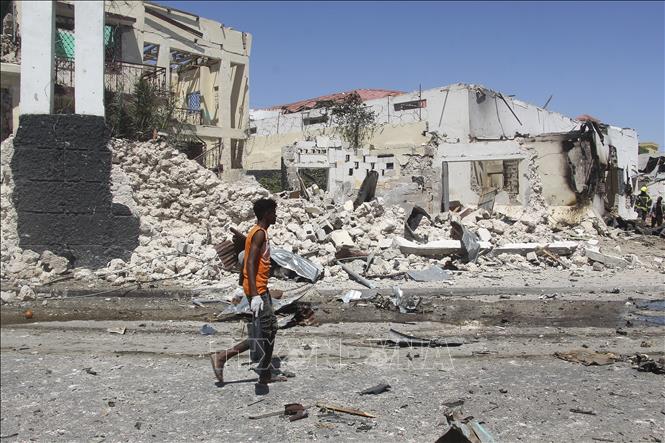 (Tư liệu) Hiện trường một vụ đánh bom tại Mogadishu, Somalia. Ảnh: AFP/TTXVN
