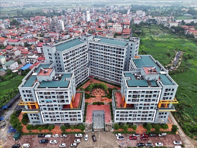 Apartment buildings under social housing development projects in Hanoi. VNA Photo: Tuấn Anh