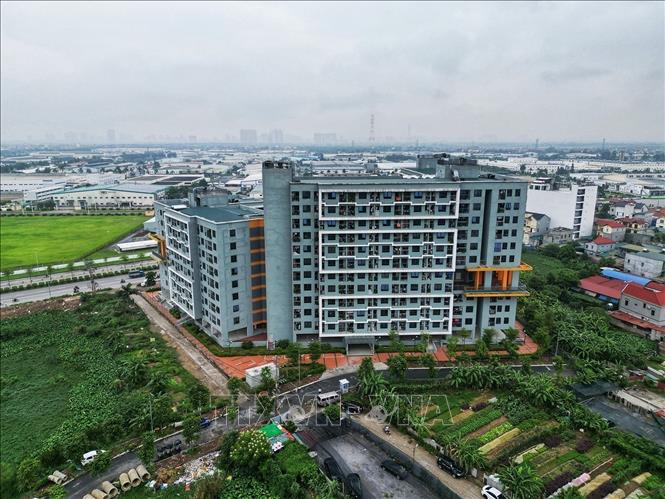 Apartment buildings under social housing development projects in Hanoi. VNA Photo: Tuấn Anh