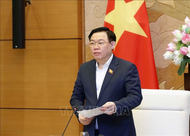 National Assembly Chairman Vuong Dinh Hue chairs a meeting to discuss the draft Law on Defence, Security Industries and Industrial Mobilisation in Hanoi on February 21. VNA Photo: Nhan Sáng