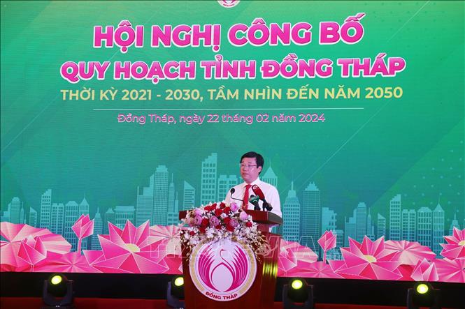Bí thư tỉnh ủy Đồng Tháp Lê Quốc Phong phát biểu tại Hội nghị. Ảnh: Nguyễn Văn Trí - TTXVN