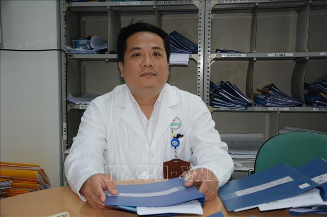 Chân dung Bác sĩ Chuyên khoa II Nguyễn Văn Hải Vân. Ảnh: Văn Dũng-TTXVN