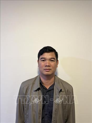 Bị can Trần Hữu Định, sinh năm 1981, nơi ở hiện nay: xã Tam Phúc, huyện Vĩnh Tường, Vĩnh Phúc; nghề nghiệp: Giám đốc Công ty cổ phần Đầu tư Nam Á Group. Ảnh: TTXVN phát


