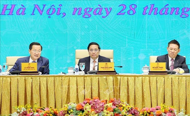 Prime Minister Pham Minh Chinh chairs the conference. VNA Photo: Dương Giang