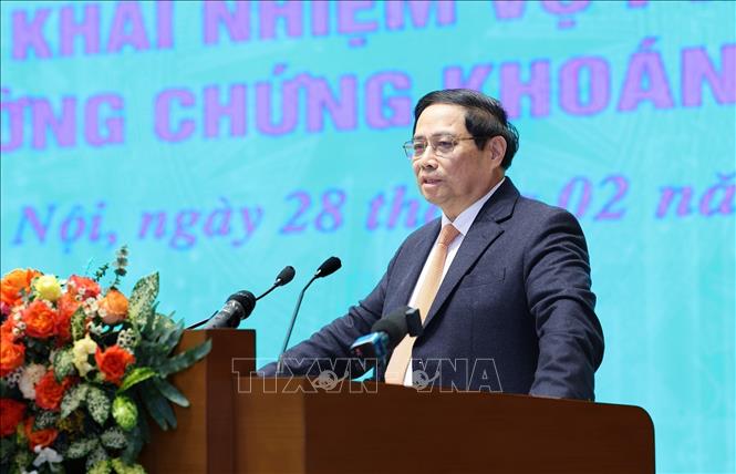 Prime Minister Pham Minh Chinh speaks at the conference. VNA Photo: Dương Giang