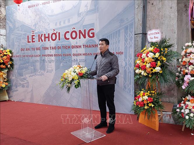 Chủ tịch UBND quận Hoàn Kiếm Phạm Tuấn Long phát biểu tại lễ khởi công. Ảnh: Đinh Thuận - TTXVN