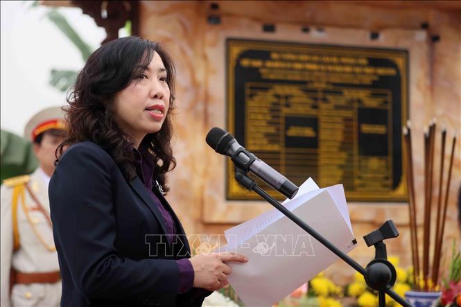 Deputy Minister of Foreign Affairs Le Thi Thu Hang speaks at the ceremony. VNA Photo: An Đăng
