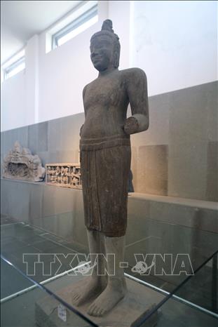The Shiva statue, found in the My Son C1 Tower in 1903, is a portrait of a God-King, appearing in the late 8th and early 9th centuries, a very rare type of work in Cham sculpture art. VNA Photo: Trần Lê Lâm 