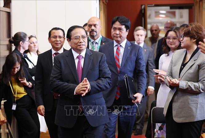 Thủ tướng Phạm Minh Chính đến Đại học Victoria. Ảnh: Dương Giang-TTXVN
