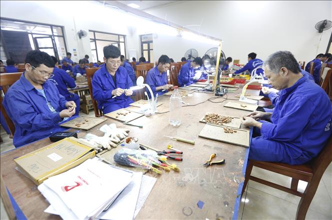 Các học viên tại Cơ sở Cai nghiện ma túy tỉnh Yên Bái thường xuyên được định hướng, dạy nghề phù hợp. Ảnh: Tuấn Anh - TTXVN 