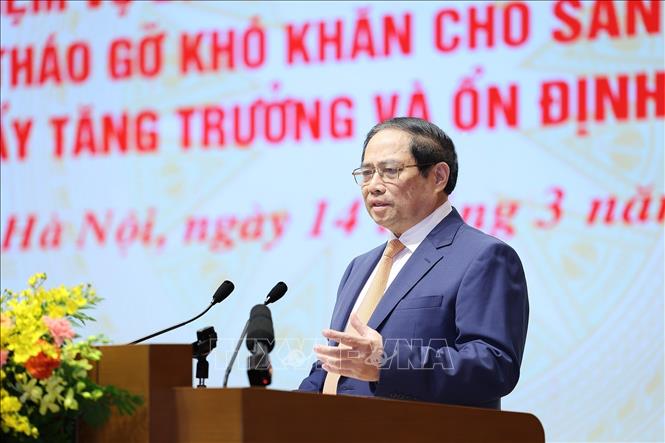 Thủ tướng Phạm Minh Chính phát biểu chỉ đạo Hội nghị triển khai nhiệm vụ điều hành chính sách tiền tệ năm 2024. Ảnh: Dương Giang-TTXVN
