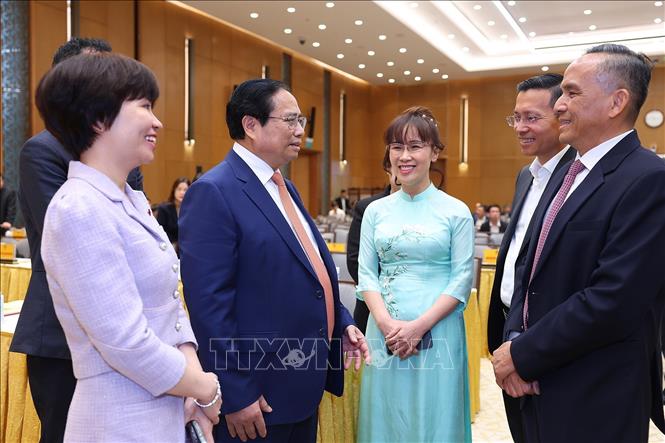 Thủ tướng Phạm Minh Chính với các đại biểu dự hội nghị. Ảnh: Dương Giang-TTXVN