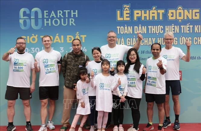 Hơn 1.500 VĐV tham gia chạy hưởng ứng Chiến dịch Giờ Trái đất năm 2024 ...