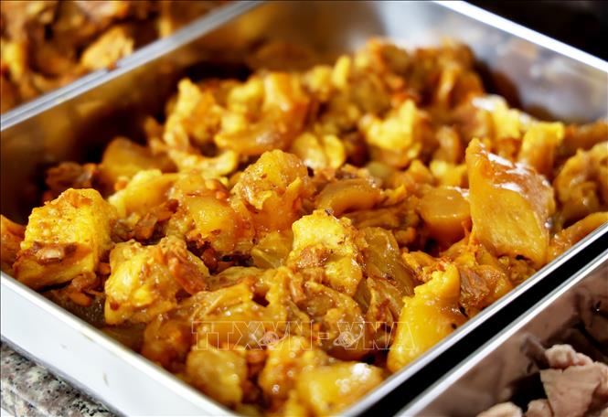 Stewed beef cuts are tender and rich in satay flavour. VNA Photo: Hồng Đạt